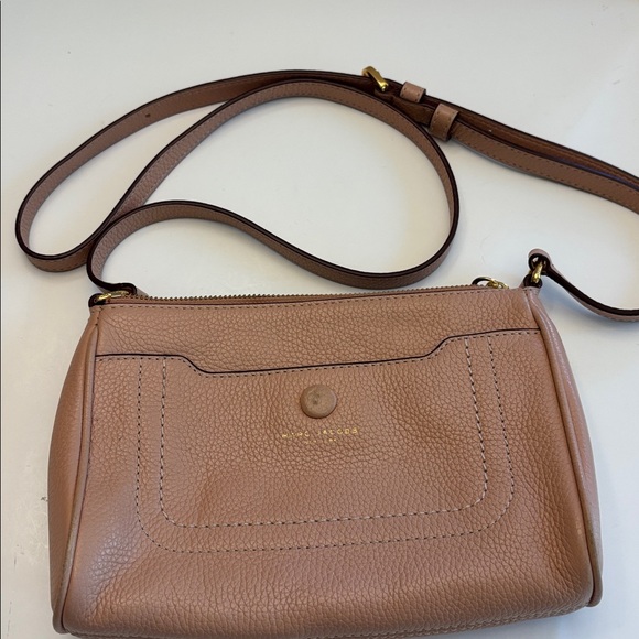 Marc Jacobs Light Brown Leather Shoulder Bag EUC - Picture 1 of 9